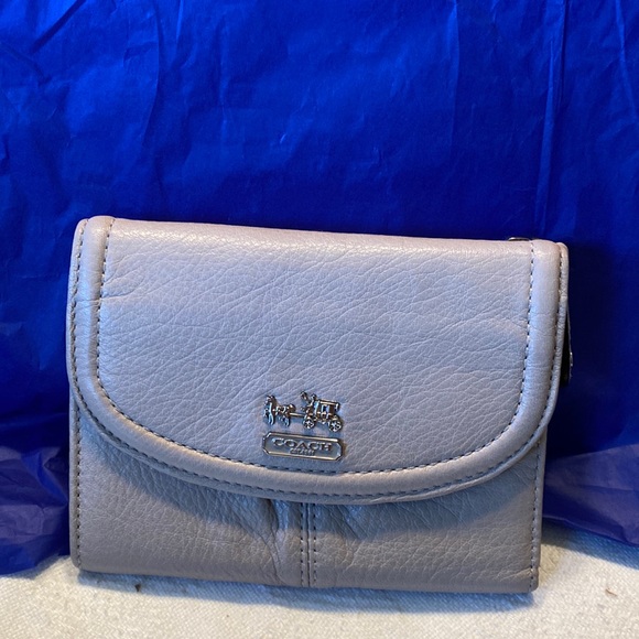 Coach Handbags - ❌❌❌❌❌ SOLD SOLD SOLD. Coach Leather Wallet EUC